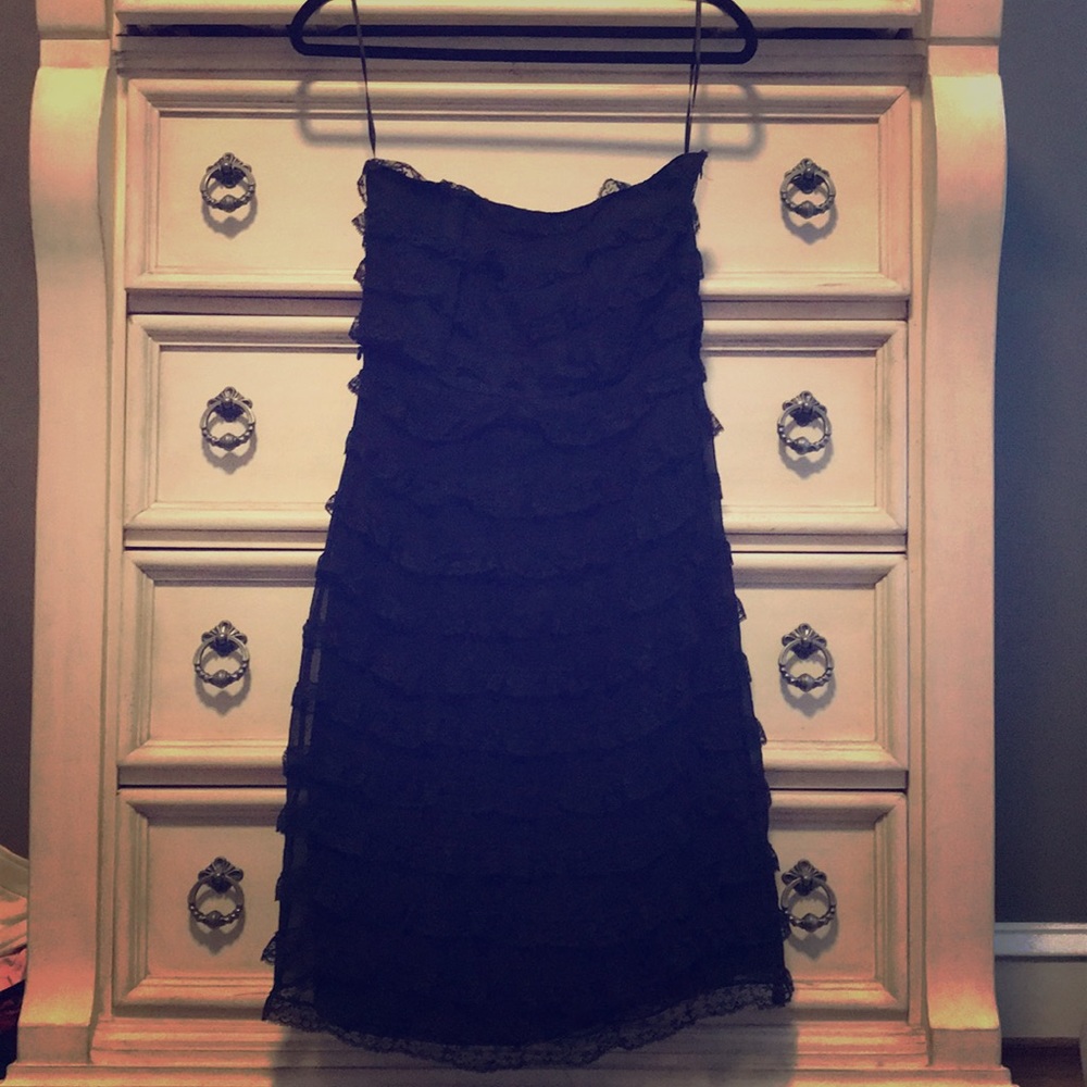 Ruffle detail boutique dress